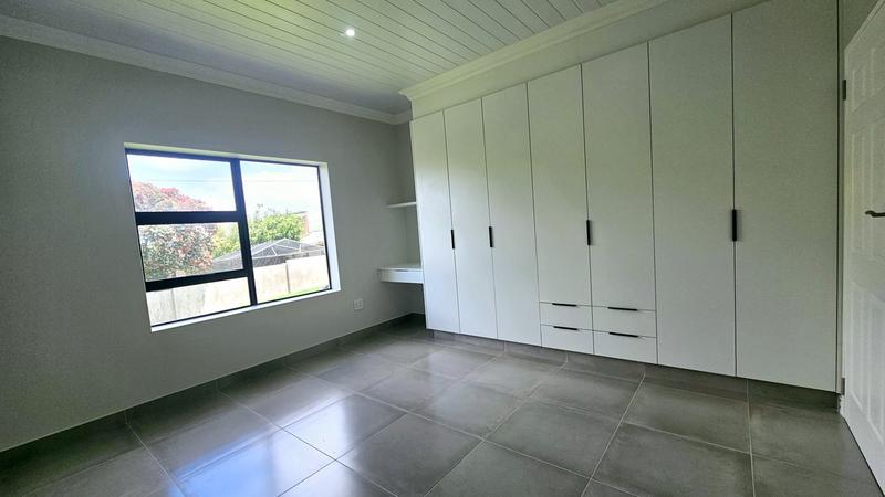 3 Bedroom Property for Sale in Dana Bay Western Cape